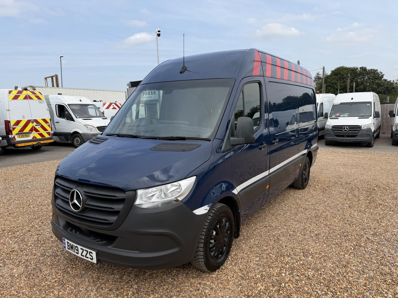 2019 Mercedes-Benz Sprinter 2.1 316 CDI Panel Van 5dr Diesel Manual RWD L2 H2 Euro 6 (163 ps) - Thumbnail 7