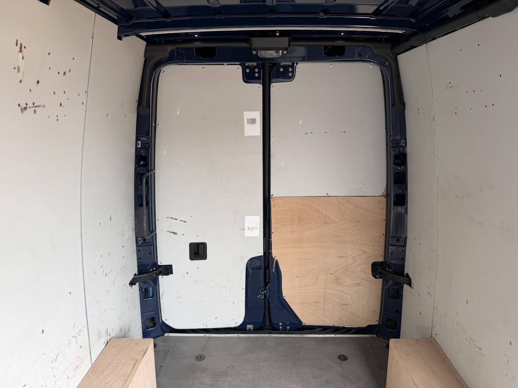 2019 Mercedes-Benz Sprinter 2.1 316 CDI Panel Van 5dr Diesel Manual RWD L2 H2 Euro 6 (163 ps) - Thumbnail 3