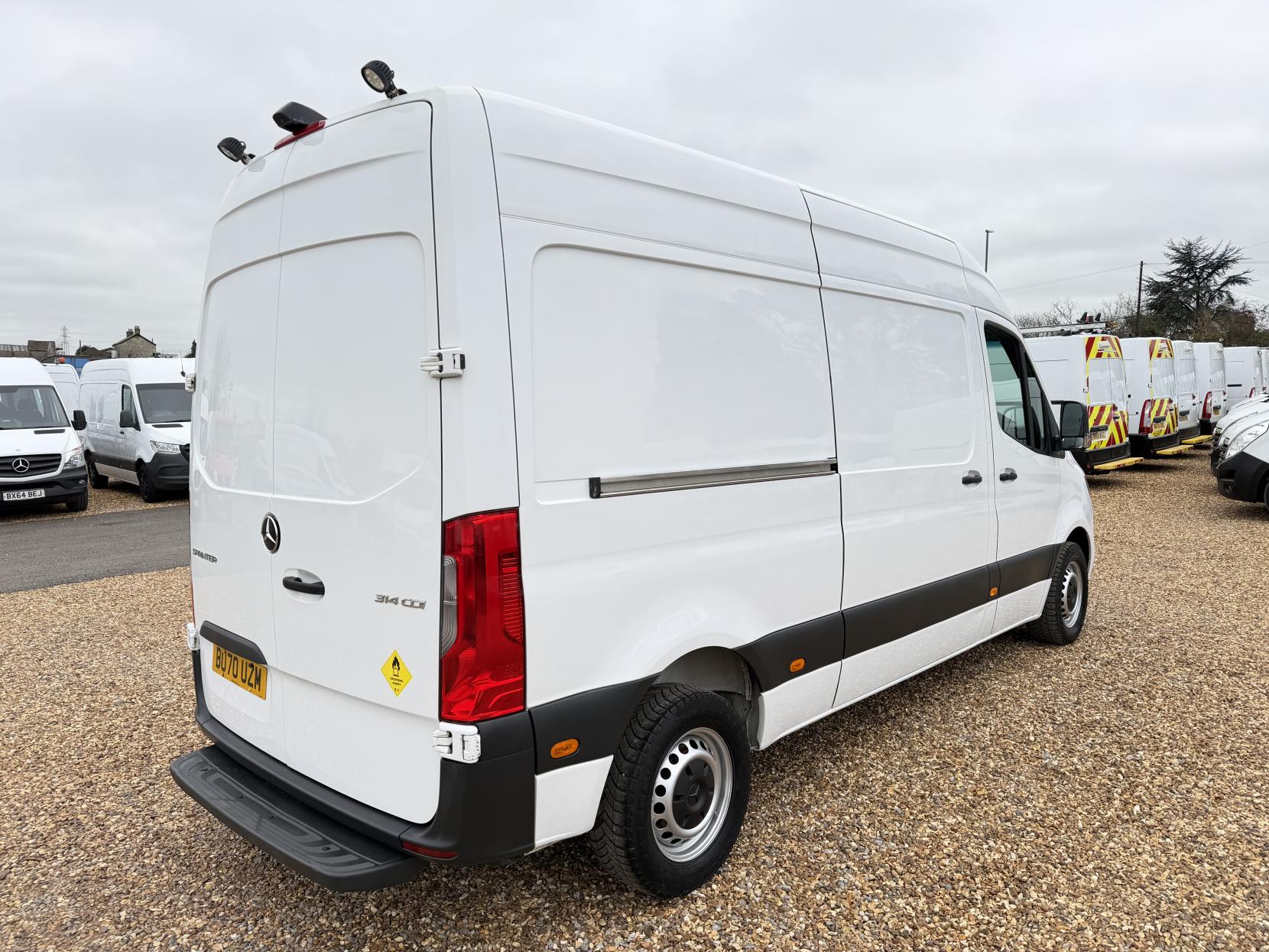 Mercedes-Benz Sprinter 2.1 314 CDI Panel Van 5dr Diesel Manual FWD L2 H2 Euro 6 (143 ps)
