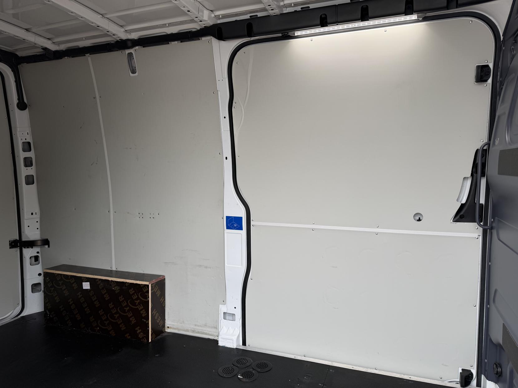 Mercedes-Benz Sprinter 2.1 314 CDI Panel Van 5dr Diesel Manual FWD L2 H2 Euro 6 (143 ps)