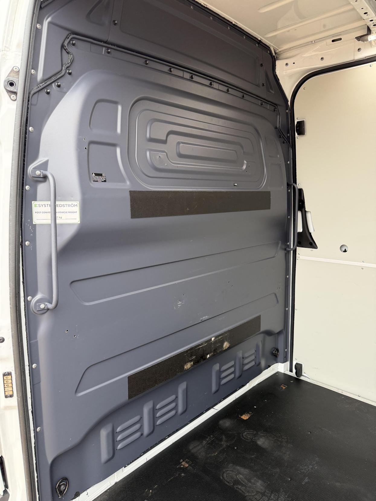 Mercedes-Benz Sprinter 2.1 314 CDI Panel Van 5dr Diesel Manual FWD L2 H2 Euro 6 (143 ps)