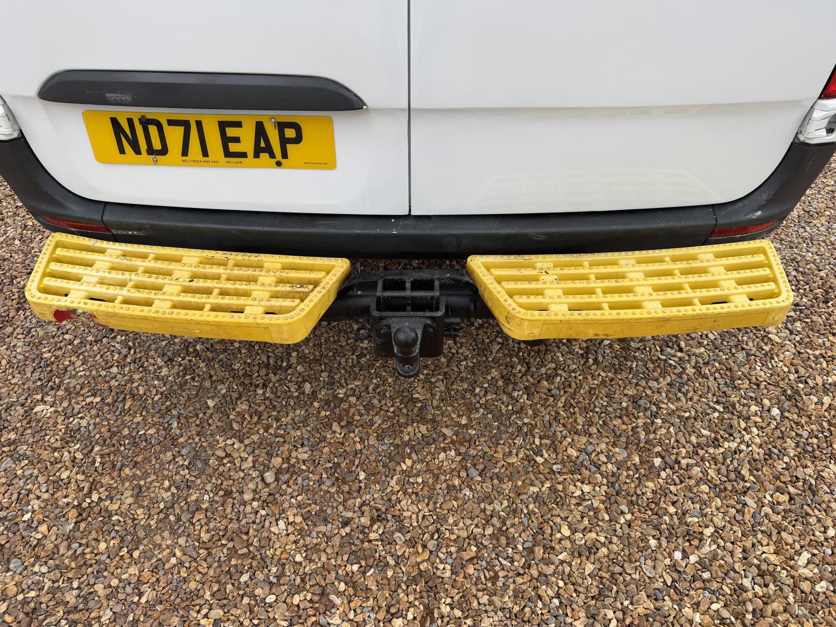 2021 Mercedes-Benz Sprinter 2.1 316 CDI Progressive Panel Van 5dr Diesel Manual RWD L2 H2 Euro 6 (s/s) (163 ps) - Thumbnail 51