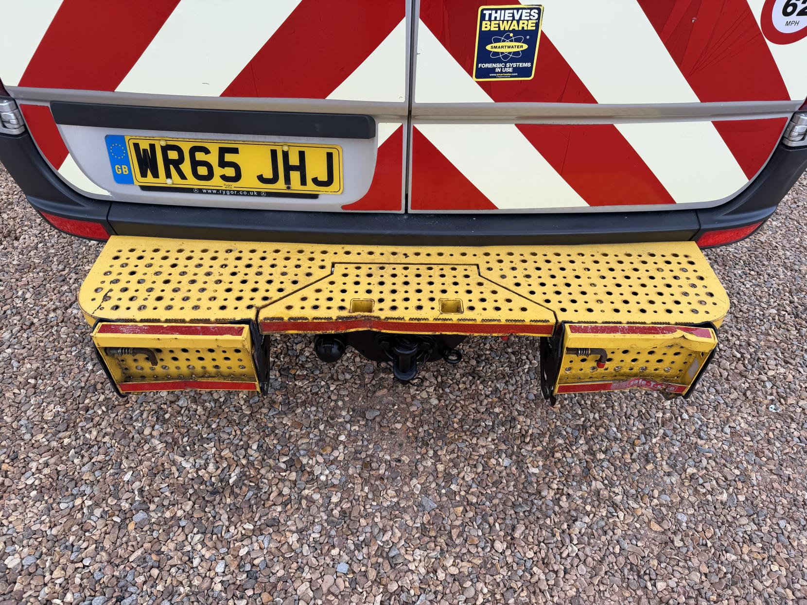 2015 Mercedes-Benz Sprinter 2.1 313 CDi BlueEFFICIENCY Panel Van 4dr Diesel Manual RWD L1 H3 (211 g/km, 129 bhp) - Thumbnail 45