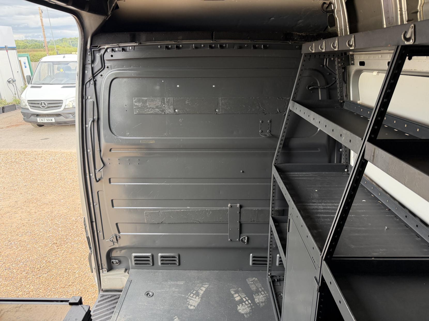 2015 Mercedes-Benz Sprinter 2.1 313 CDi BlueEFFICIENCY Panel Van 4dr Diesel Manual RWD L1 H3 (211 g/km, 129 bhp) - Thumbnail 35