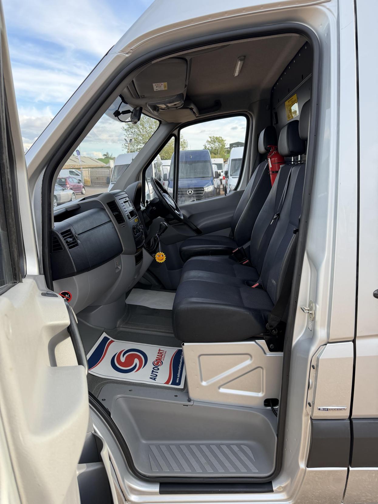 2015 Mercedes-Benz Sprinter 2.1 313 CDi BlueEFFICIENCY Panel Van 4dr Diesel Manual RWD L1 H3 (211 g/km, 129 bhp) - Thumbnail 28