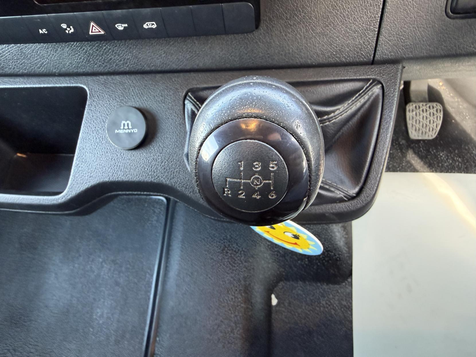 2019 Mercedes-Benz Sprinter 2.1 316 CDI Panel Van 5dr Diesel Manual RWD L2 H2 Euro 6 (163 ps) - Thumbnail 26