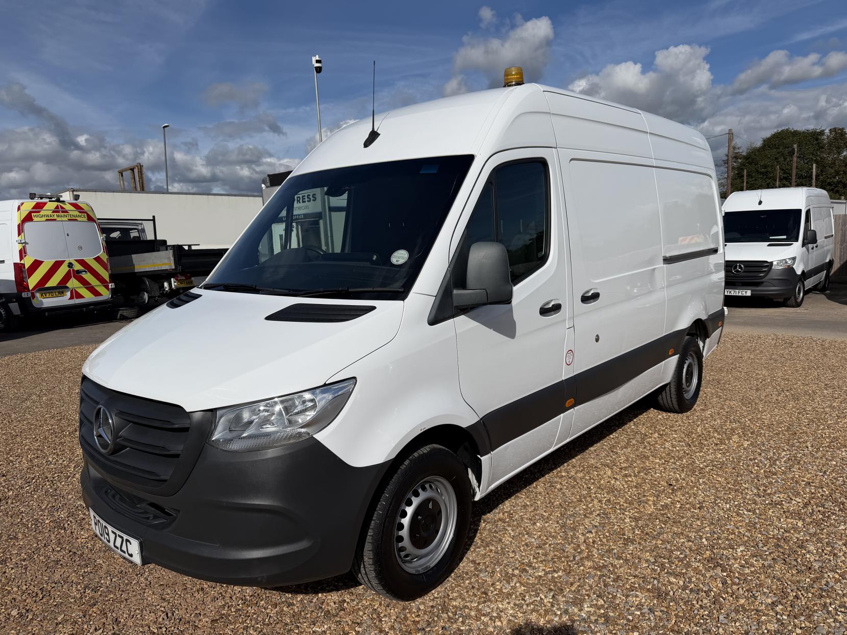 2019 Mercedes-Benz Sprinter 2.1 316 CDI Panel Van 5dr Diesel Manual RWD L2 H2 Euro 6 (163 ps) - Thumbnail 7