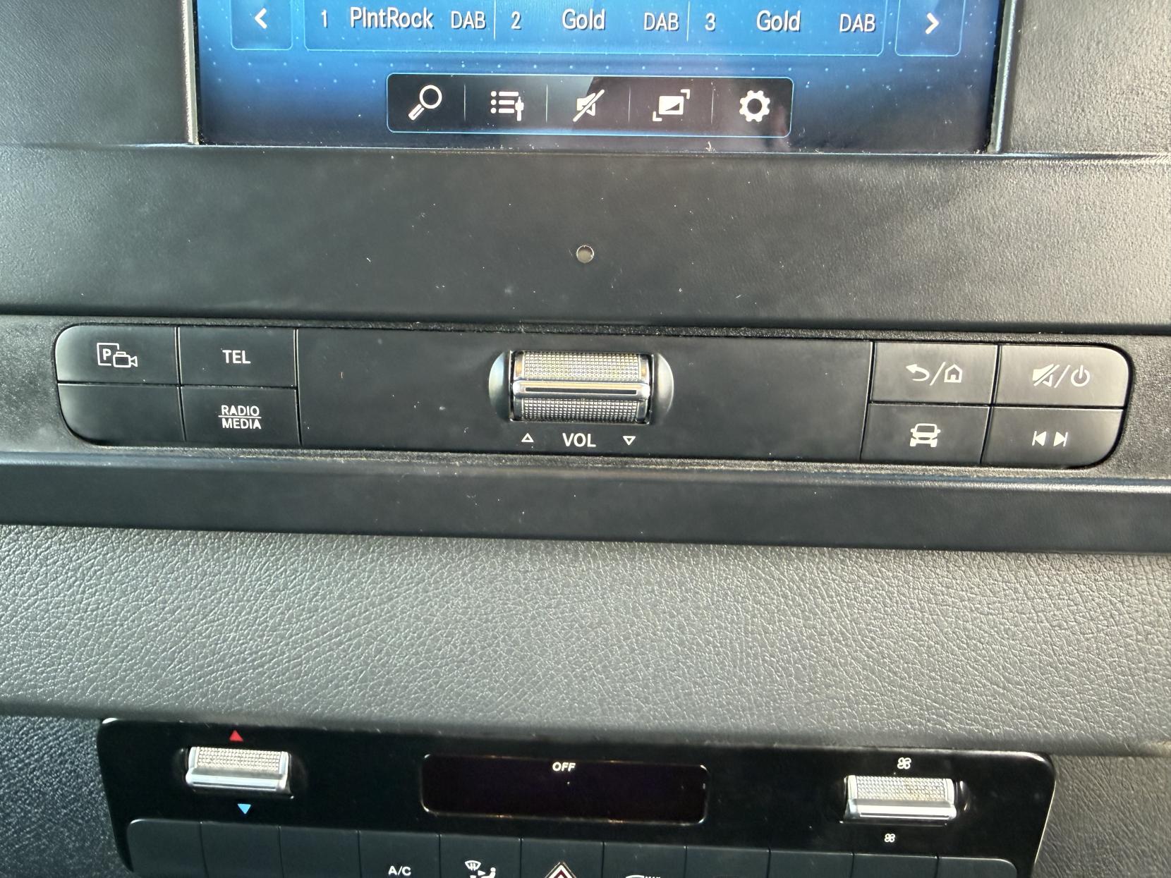 2019 Mercedes-Benz Sprinter 2.1 316 CDI Panel Van 5dr Diesel Manual RWD L2 H2 Euro 6 (163 ps) - Thumbnail 23