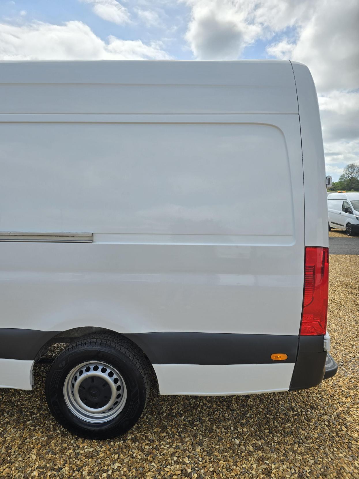 Mercedes-Benz Sprinter 2.1 311 CDI Panel Van 5dr Diesel Manual RWD L3 H2 Euro 6 (114 ps)