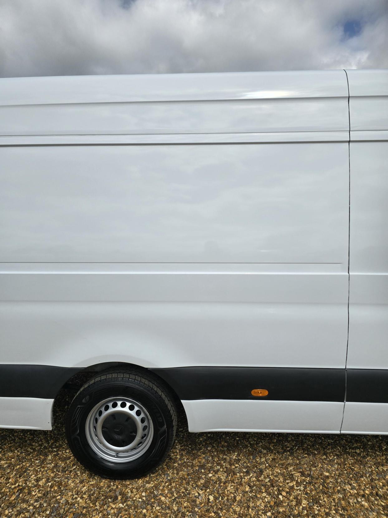 Mercedes-Benz Sprinter 2.1 311 CDI Panel Van 5dr Diesel Manual RWD L3 H2 Euro 6 (114 ps)