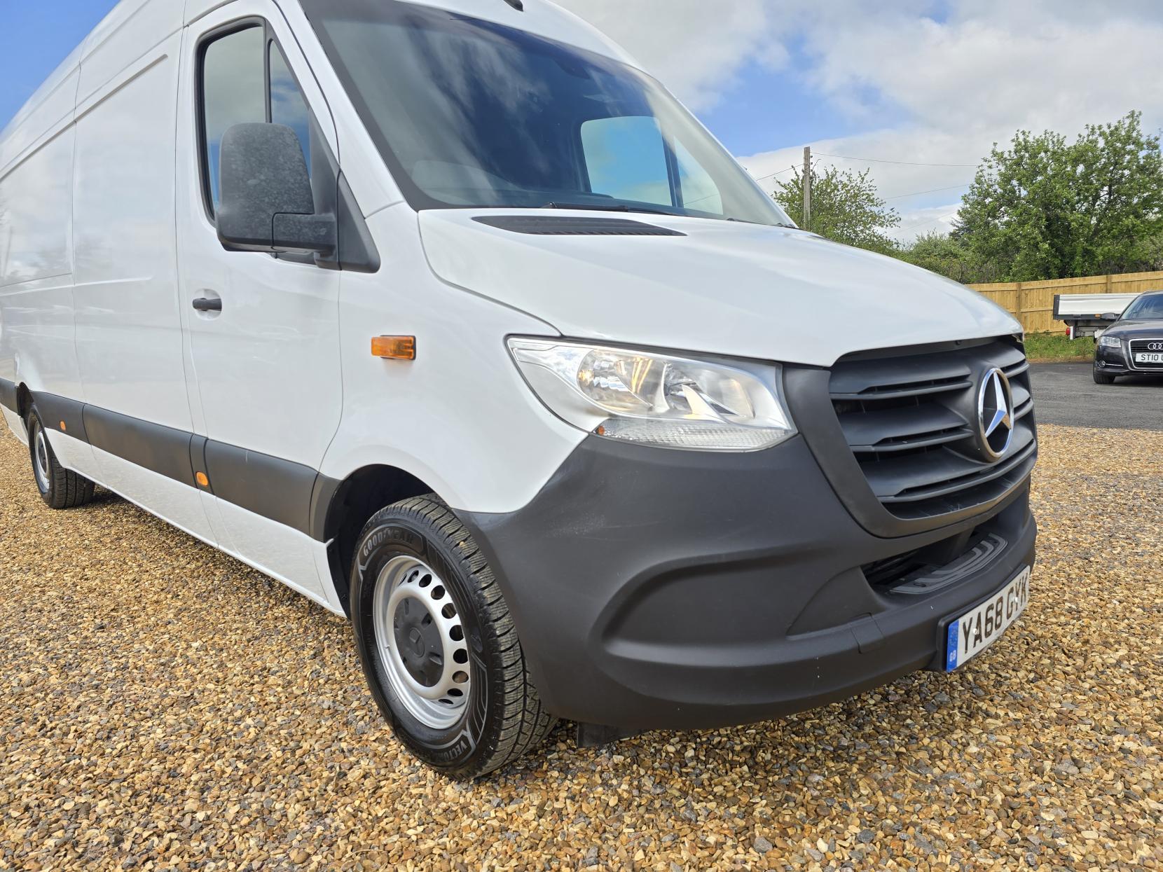 Mercedes-Benz Sprinter 2.1 311 CDI Panel Van 5dr Diesel Manual RWD L3 H2 Euro 6 (114 ps)