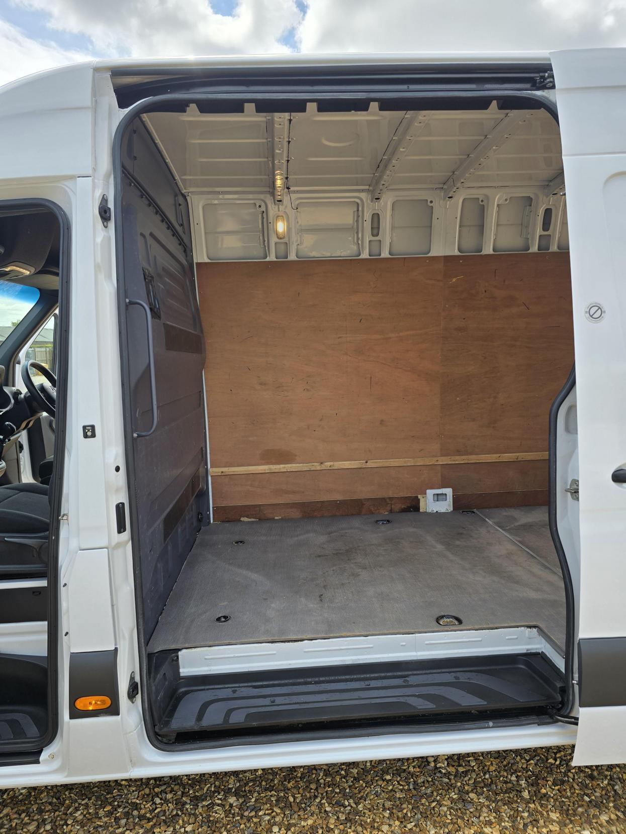 Mercedes-Benz Sprinter 2.1 311 CDI Panel Van 5dr Diesel Manual RWD L3 H2 Euro 6 (114 ps)
