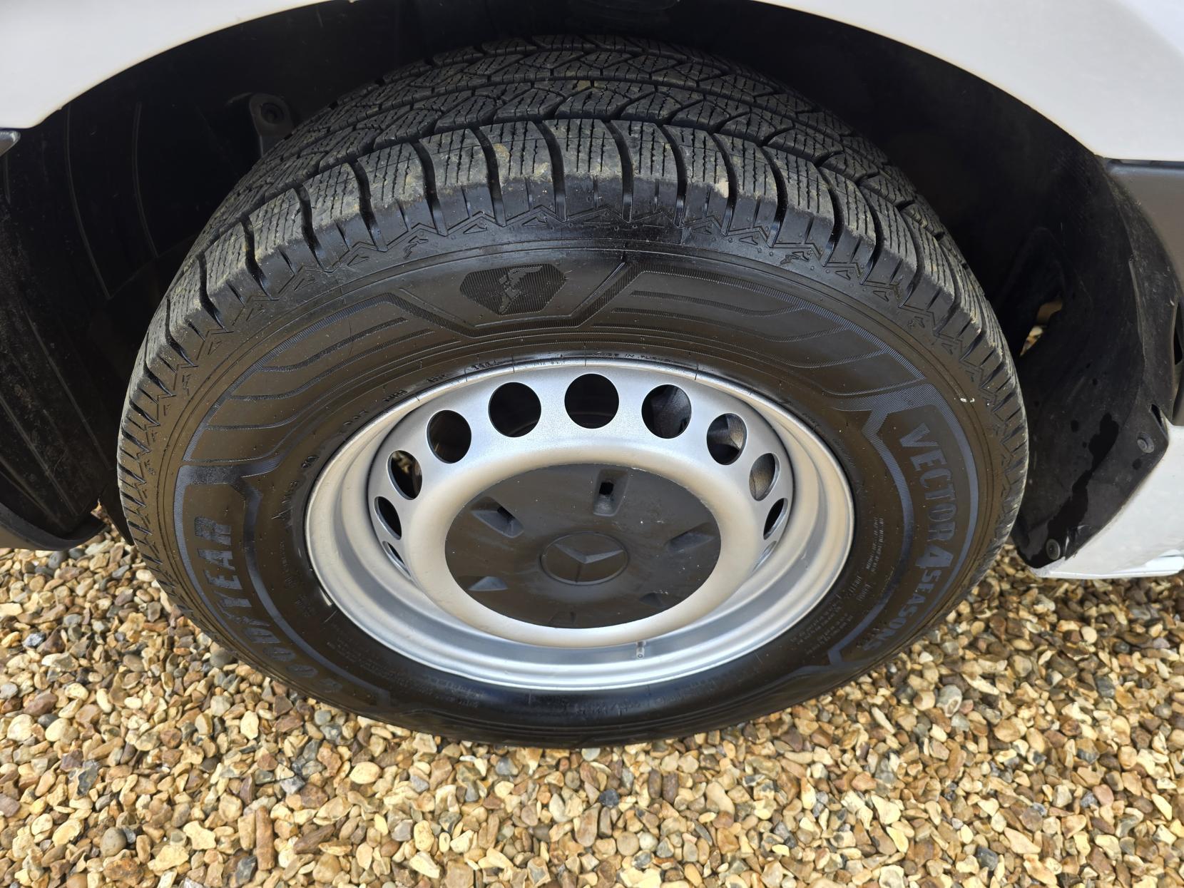 Mercedes-Benz Sprinter 2.1 311 CDI Panel Van 5dr Diesel Manual RWD L3 H2 Euro 6 (114 ps)