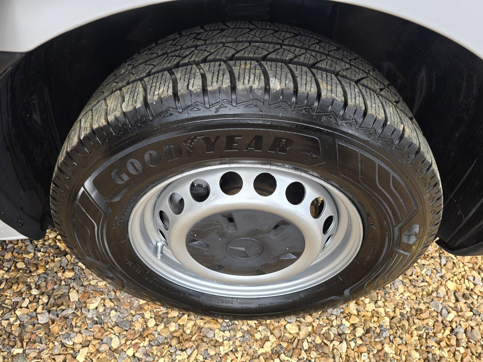 Mercedes-Benz Sprinter 2.1 311 CDI Panel Van 5dr Diesel Manual RWD L3 H2 Euro 6 (114 ps)