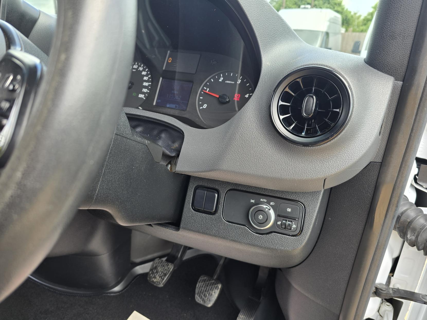 Mercedes-Benz Sprinter 2.1 311 CDI Panel Van 5dr Diesel Manual RWD L3 H2 Euro 6 (114 ps)