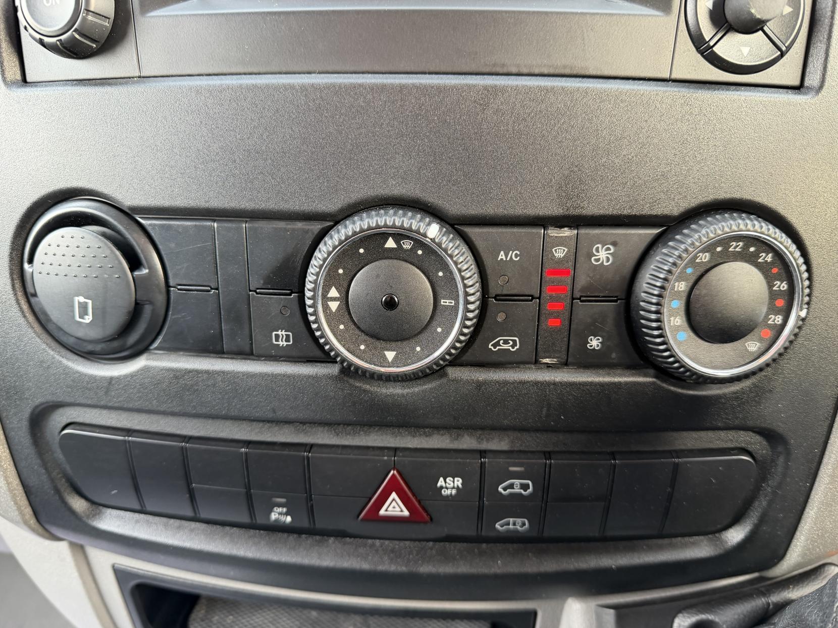 Mercedes-Benz Sprinter 2.1 Panel Van LCV (2013 - 2018)