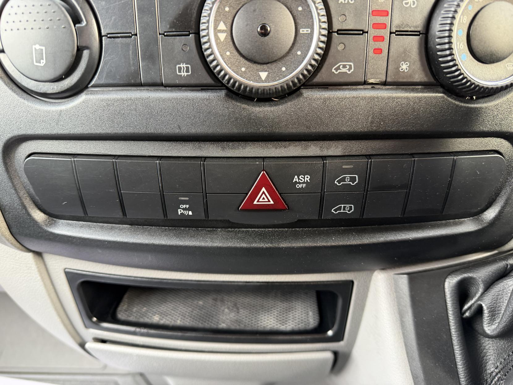 Mercedes-Benz Sprinter 2.1 Panel Van LCV (2013 - 2018)