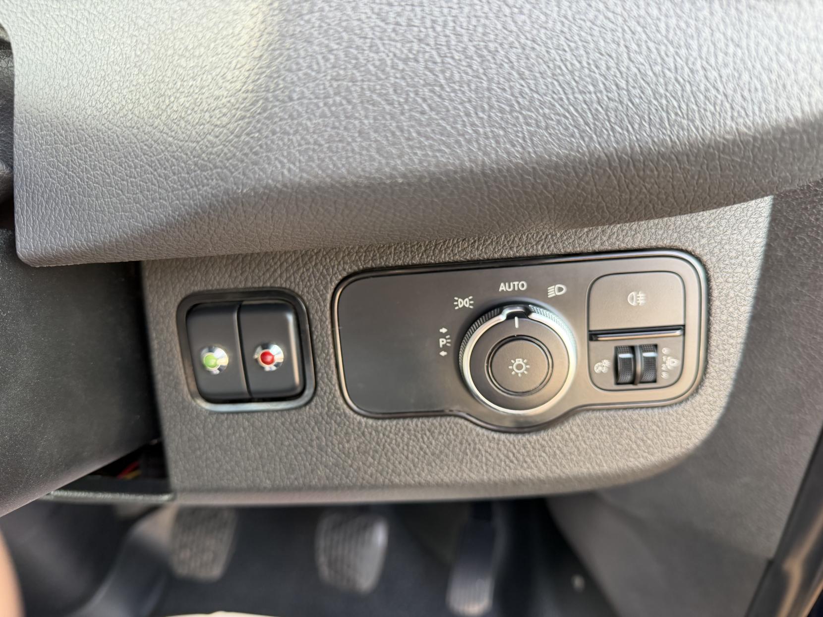 Mercedes-Benz Sprinter 2.1 314 CDI Panel Van 5dr Diesel Manual RWD L2 H2 Euro 6 (143 ps)