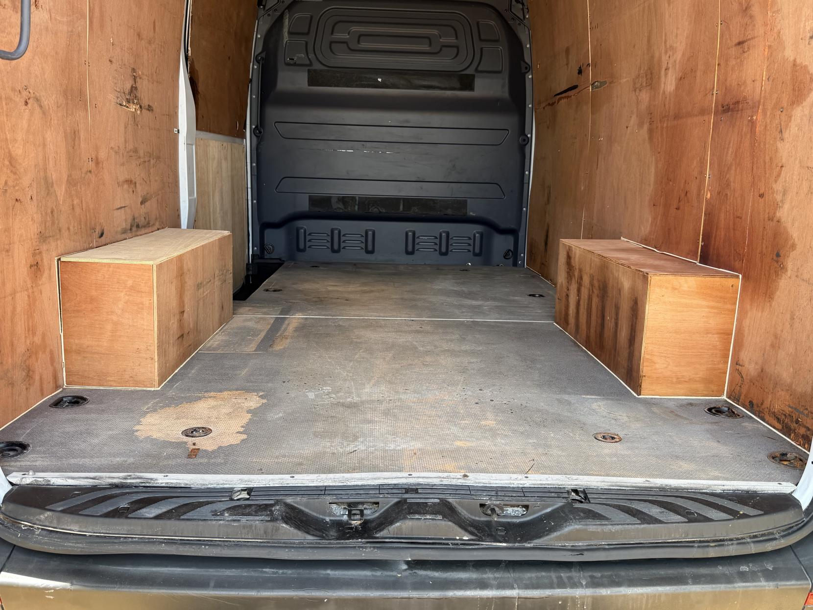 2019 Mercedes-Benz Sprinter 2.1 316 CDI Panel Van 5dr Diesel Manual RWD L2 H2 Euro 6 (163 ps) - Thumbnail 32