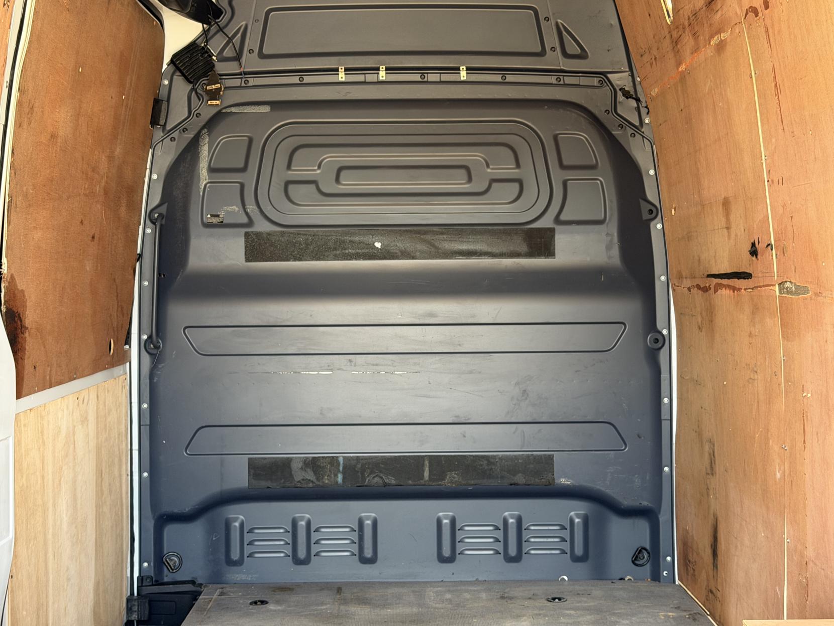2019 Mercedes-Benz Sprinter 2.1 316 CDI Panel Van 5dr Diesel Manual RWD L2 H2 Euro 6 (163 ps) - Thumbnail 33