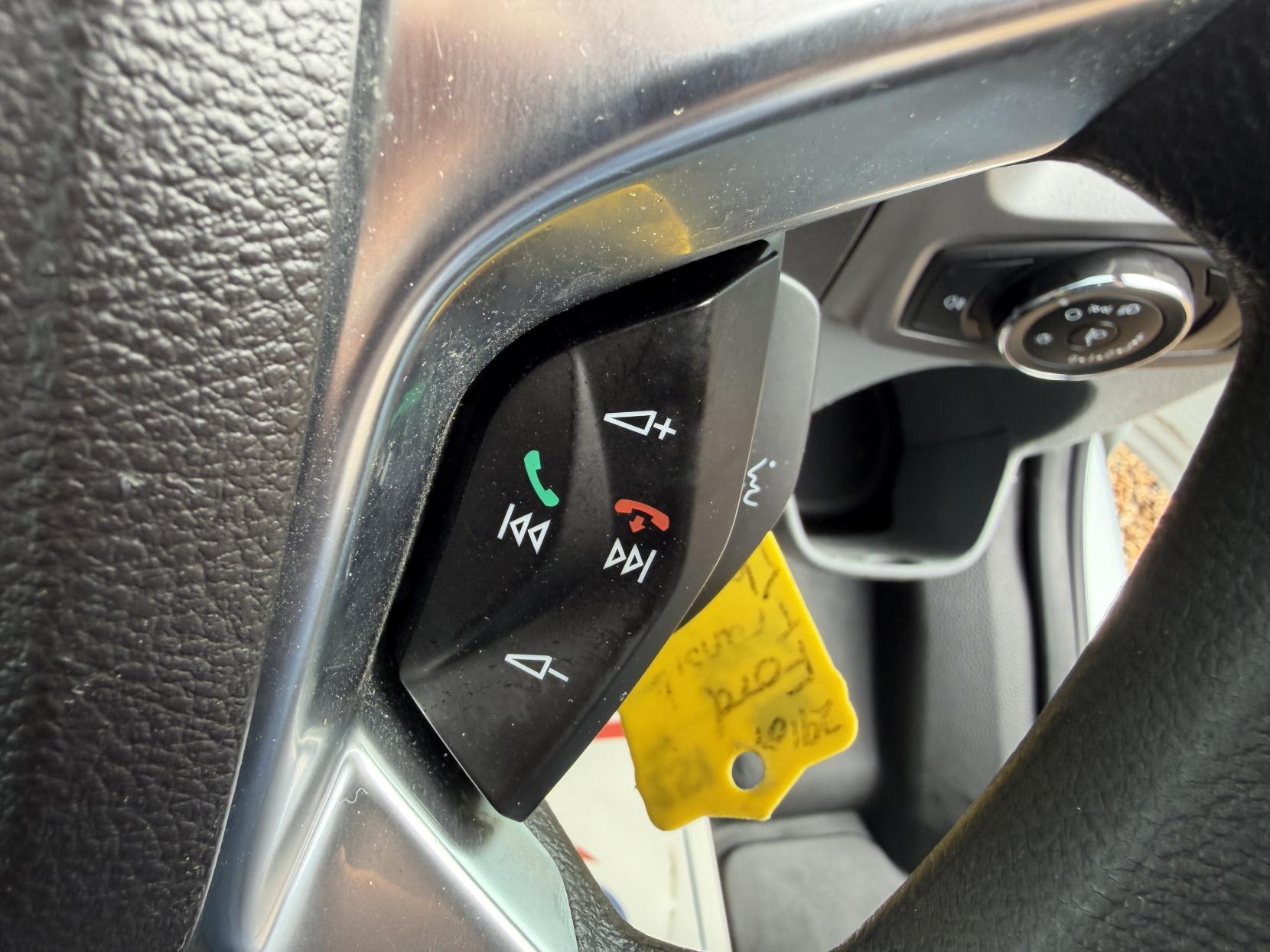 2015 Ford Transit Custom 2.2 TDCi 310 Panel Van 5dr Diesel Manual L2 H1 (186 g/km, 123 bhp) - Thumbnail 20