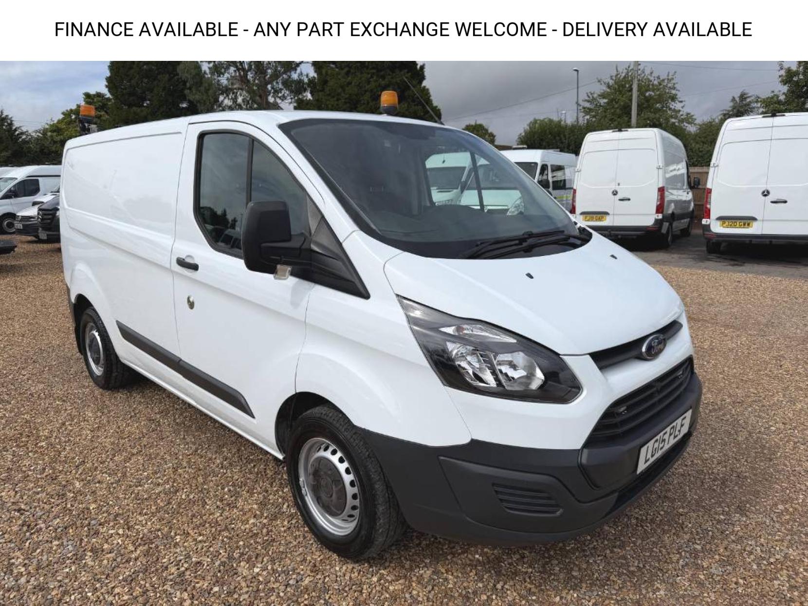 2015 Ford Transit Custom 2.2 TDCi 310 Panel Van 5dr Diesel Manual L2 H1 (186 g/km, 123 bhp) - Thumbnail 5