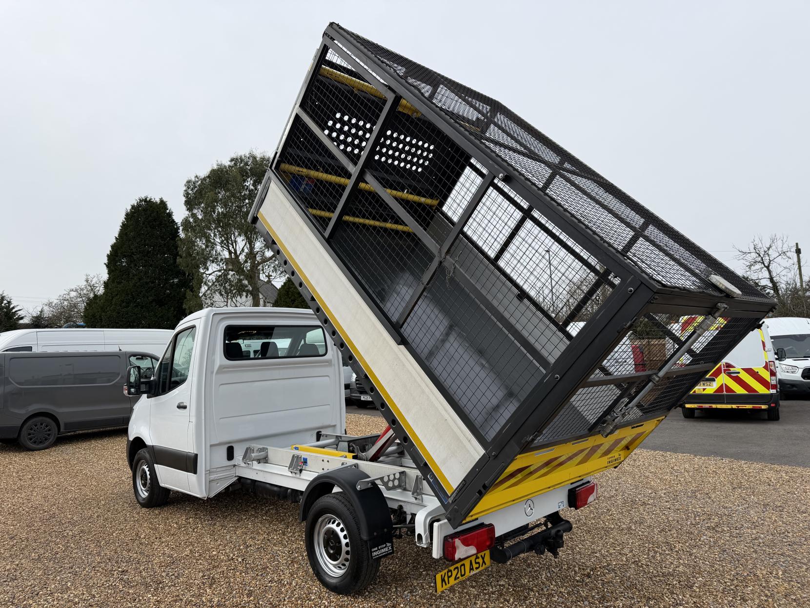 Mercedes-Benz Sprinter 2.1 316 CDI Chassis Cab 2dr Diesel Manual RWD L2 Euro 6 (163 ps)