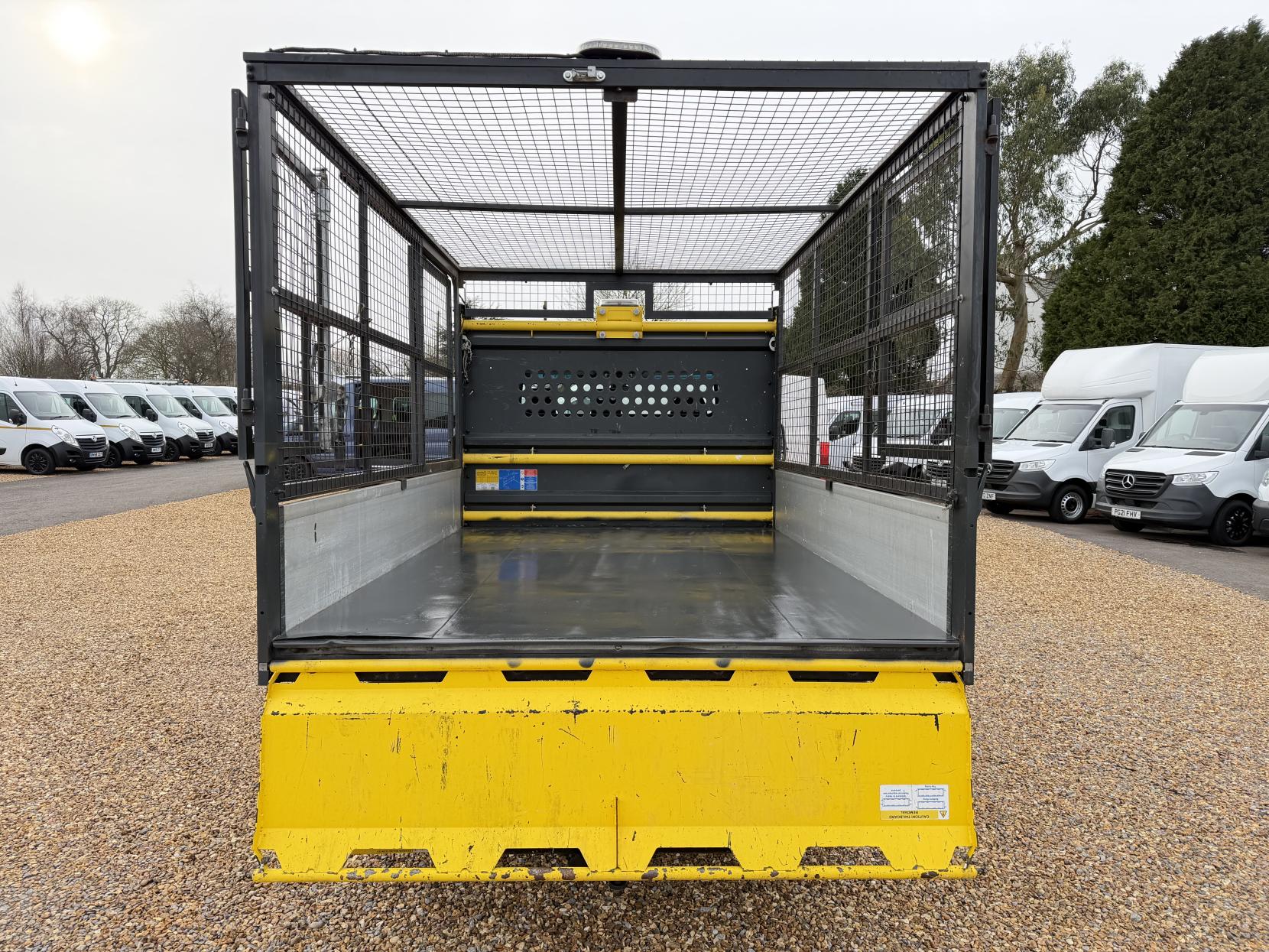 Mercedes-Benz Sprinter 2.1 316 CDI Chassis Cab 2dr Diesel Manual RWD L2 Euro 6 (163 ps)