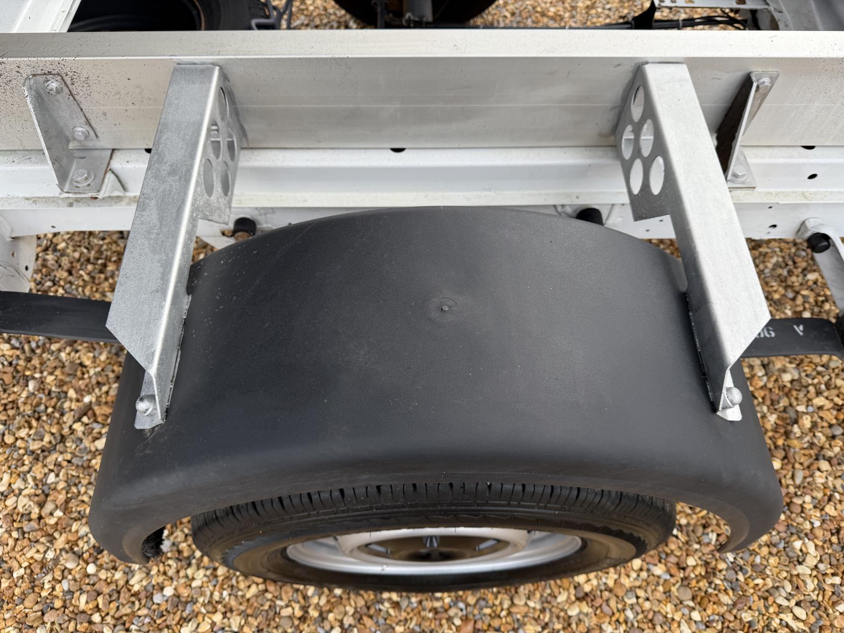 Mercedes-Benz Sprinter 2.1 316 CDI Chassis Cab 2dr Diesel Manual RWD L2 Euro 6 (163 ps)