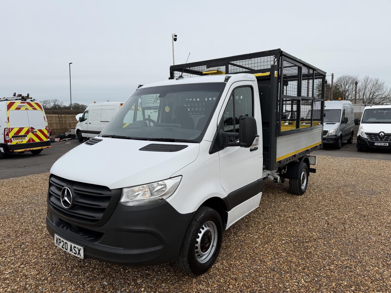 Mercedes-Benz Sprinter 2.1 316 CDI Chassis Cab 2dr Diesel Manual RWD L2 Euro 6 (163 ps)
