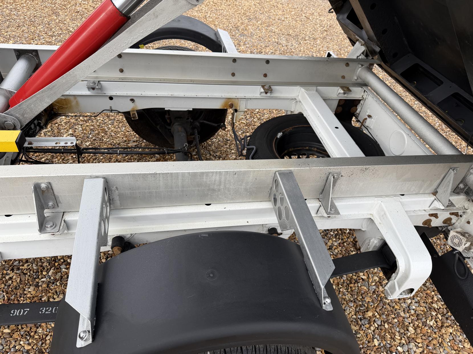 Mercedes-Benz Sprinter 2.1 316 CDI Chassis Cab 2dr Diesel Manual RWD L2 Euro 6 (163 ps)