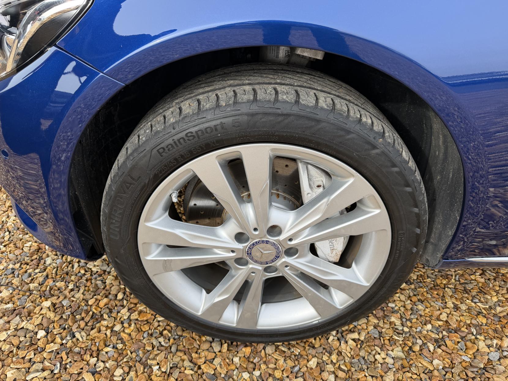 Mercedes-Benz C Class 2.0 C350e 6.4kWh Sport (Premium Plus) Estate 5dr Petrol Plug-in Hybrid G-Tronic+ Euro 6 (s/s) 18in Alloy (293 ps)