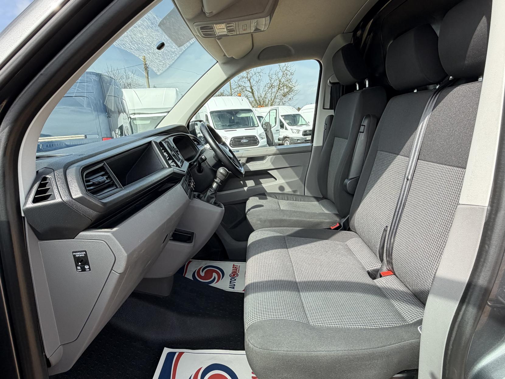 Volkswagen Transporter 2.0 TDI T28 Startline Panel Van 5dr Diesel Manual FWD SWB Euro 6 (s/s) (110 ps)