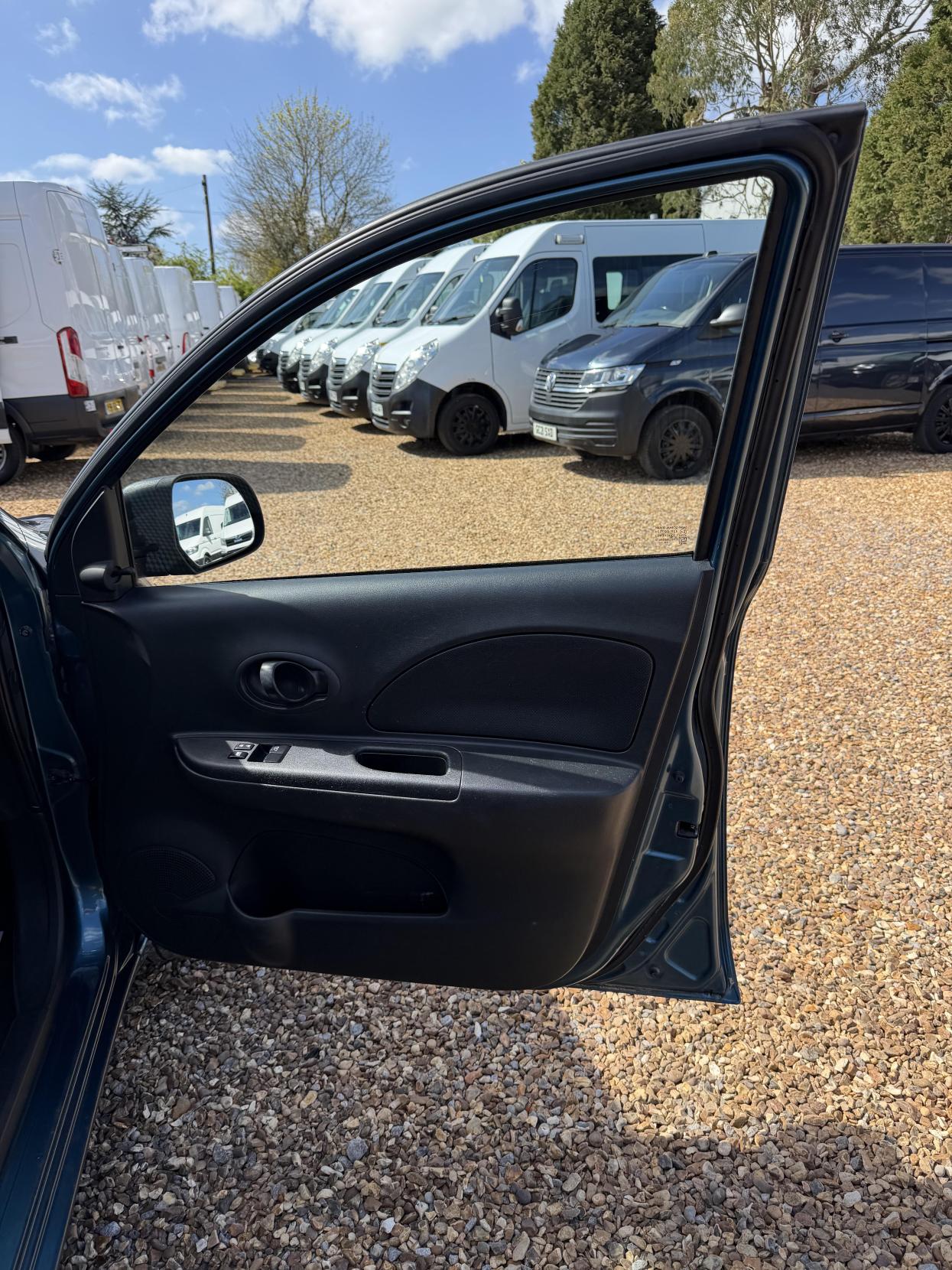 Nissan Micra 1.2 Visia Hatchback 5dr Petrol Manual Euro 5 (80 ps)