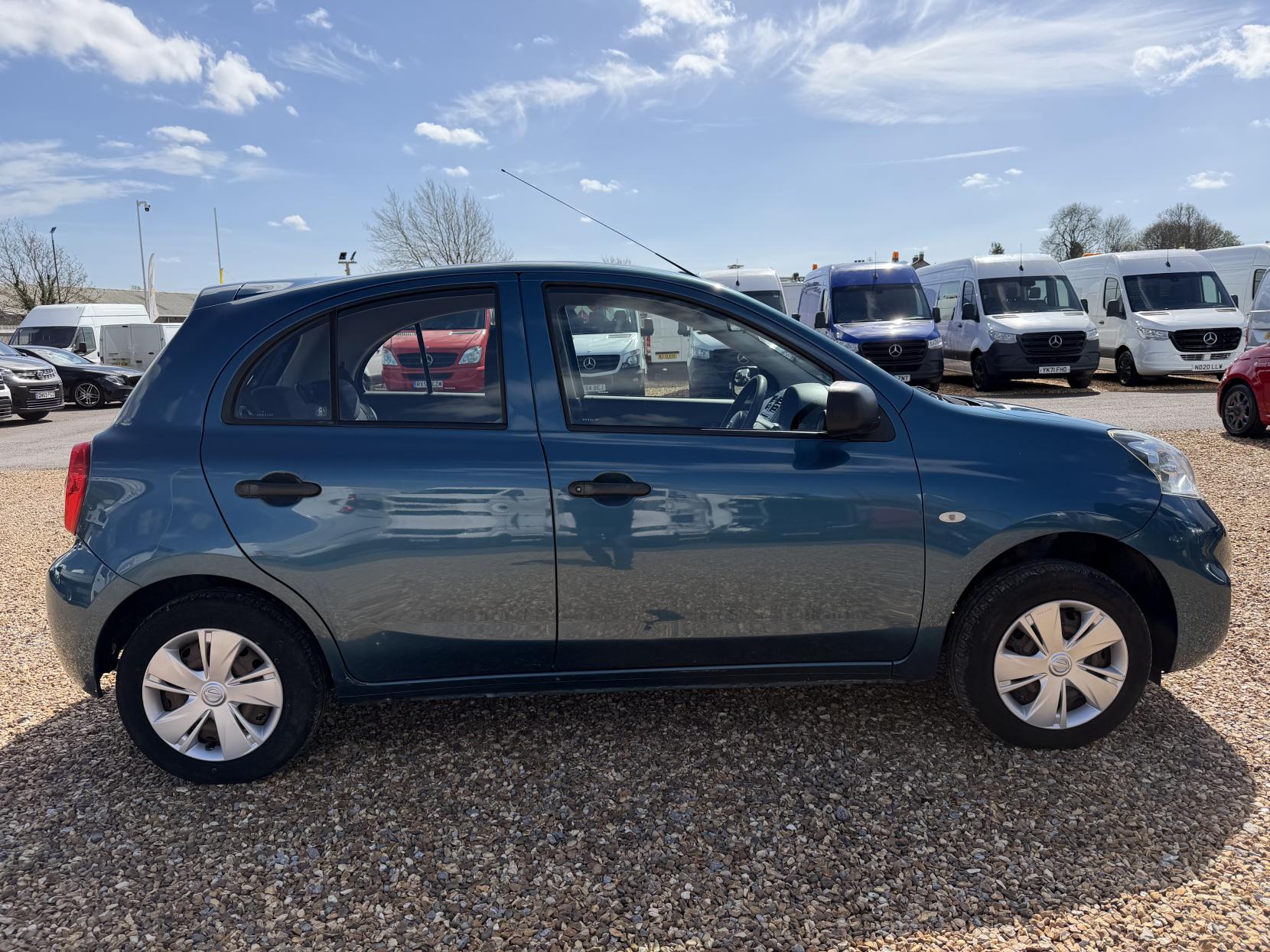 Nissan Micra 1.2 Visia Hatchback 5dr Petrol Manual Euro 5 (80 ps)