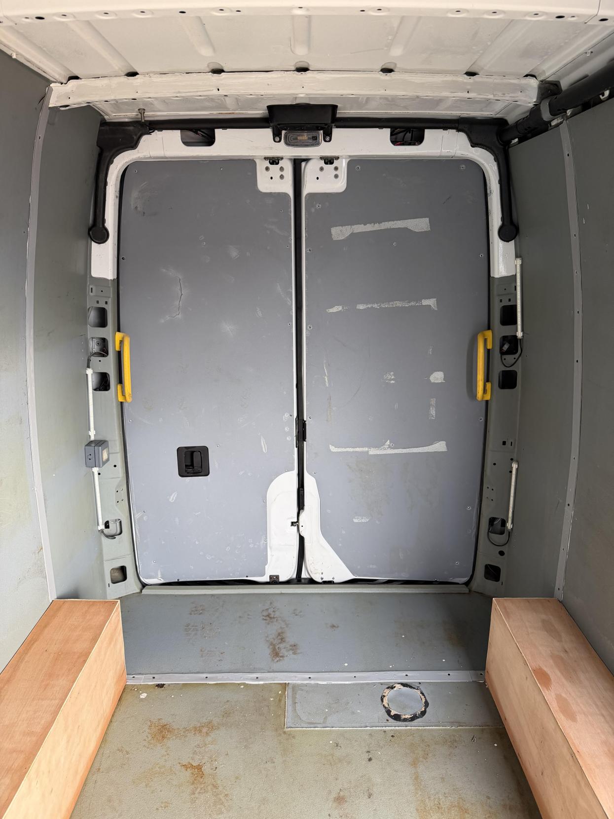 Mercedes-Benz Sprinter 2.1 316 CDI Panel Van 5dr Diesel Manual RWD L2 H2 Euro 6 (163 ps)