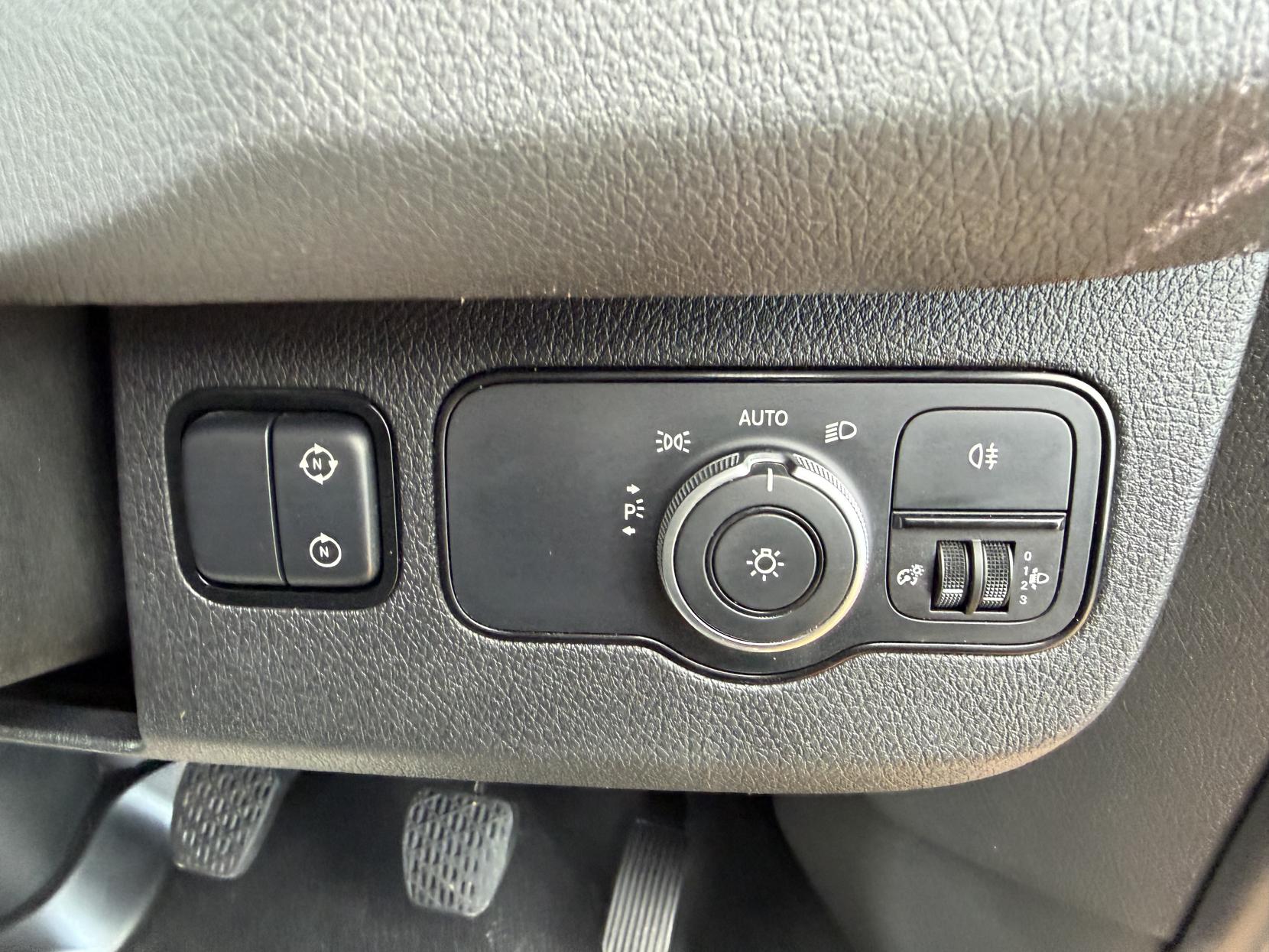 Mercedes-Benz Sprinter 2.1 316 CDI Panel Van 5dr Diesel Manual RWD L2 H2 Euro 6 (163 ps)