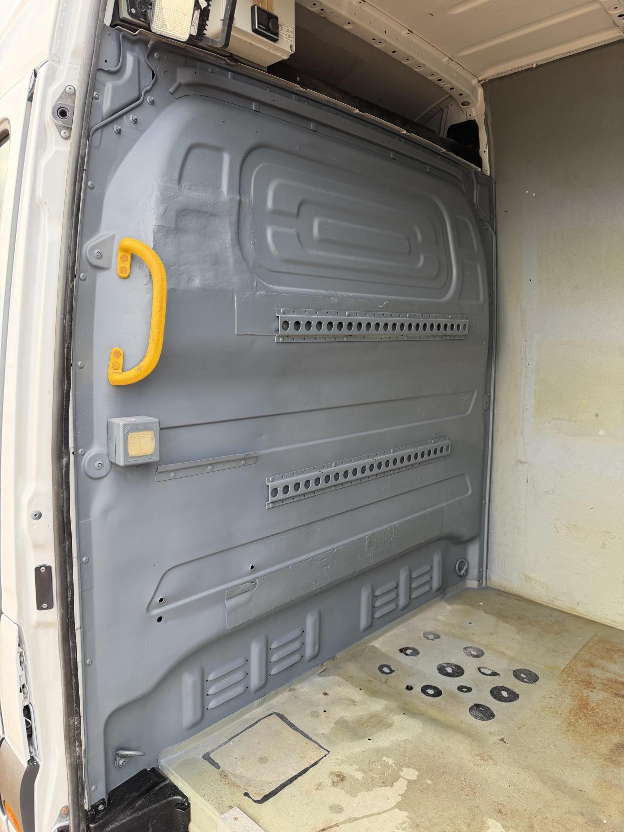 Mercedes-Benz Sprinter 2.1 316 CDI Panel Van 5dr Diesel Manual RWD L2 H2 Euro 6 (163 ps)