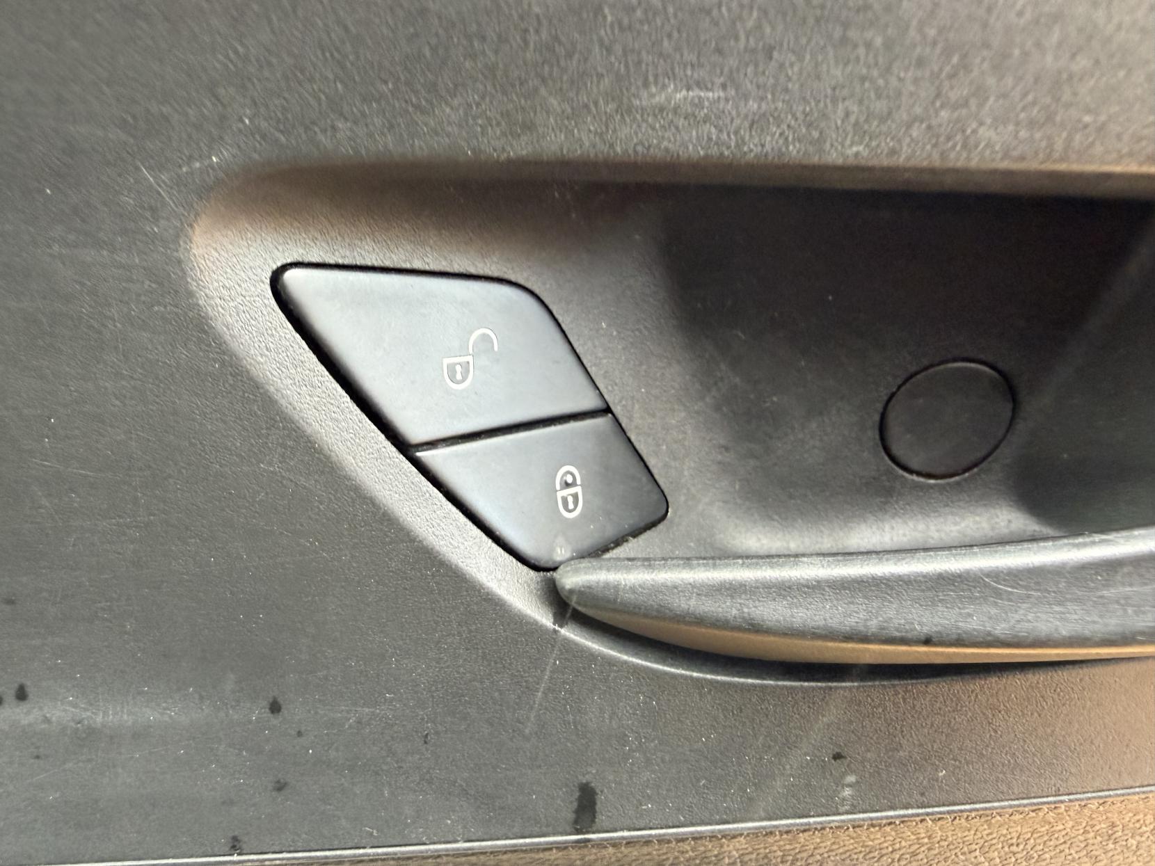 Mercedes-Benz Sprinter 2.1 316 CDI Panel Van 5dr Diesel Manual RWD L2 H2 Euro 6 (163 ps)