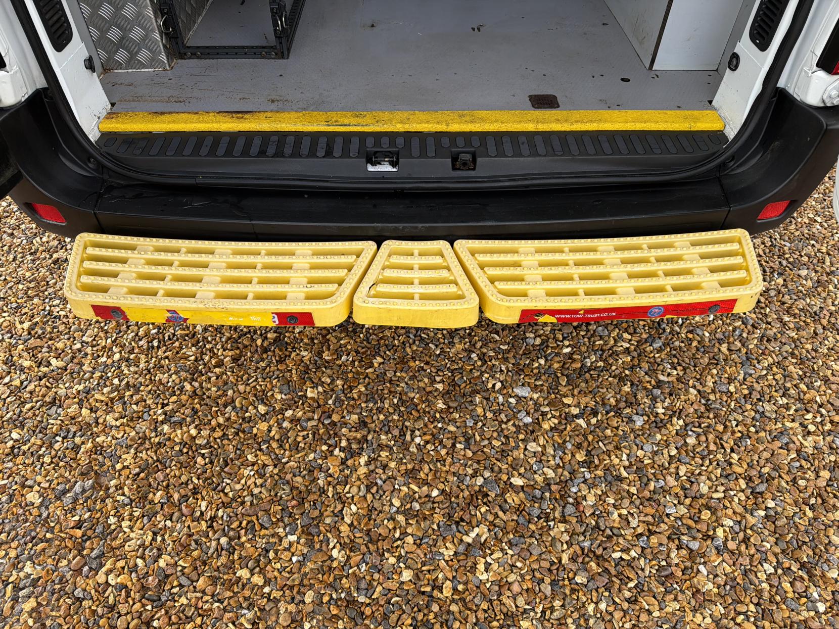 Vauxhall Movano 2.3 CDTi 3500 Panel Van 5dr Diesel Manual FWD L2 H2 Euro 6 (130 ps)