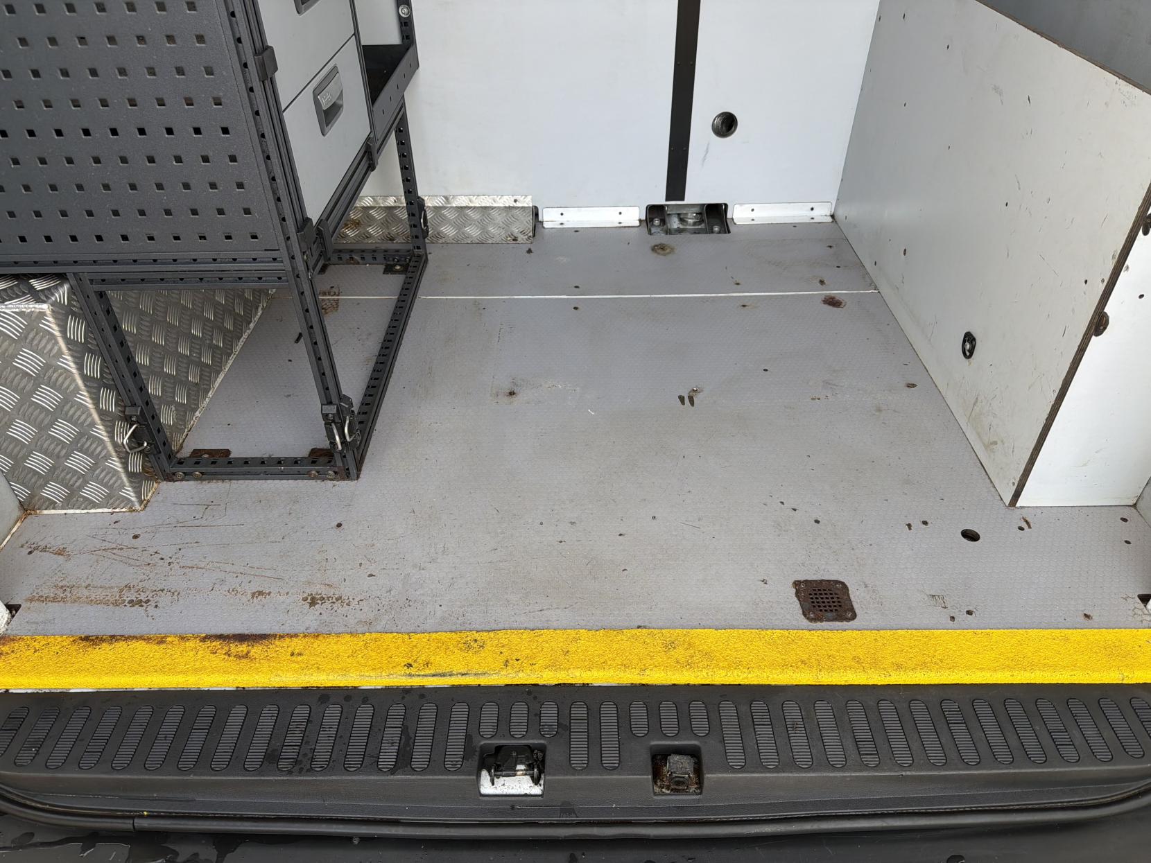 Vauxhall Movano 2.3 CDTi 3500 Panel Van 5dr Diesel Manual FWD L2 H2 Euro 6 (130 ps)