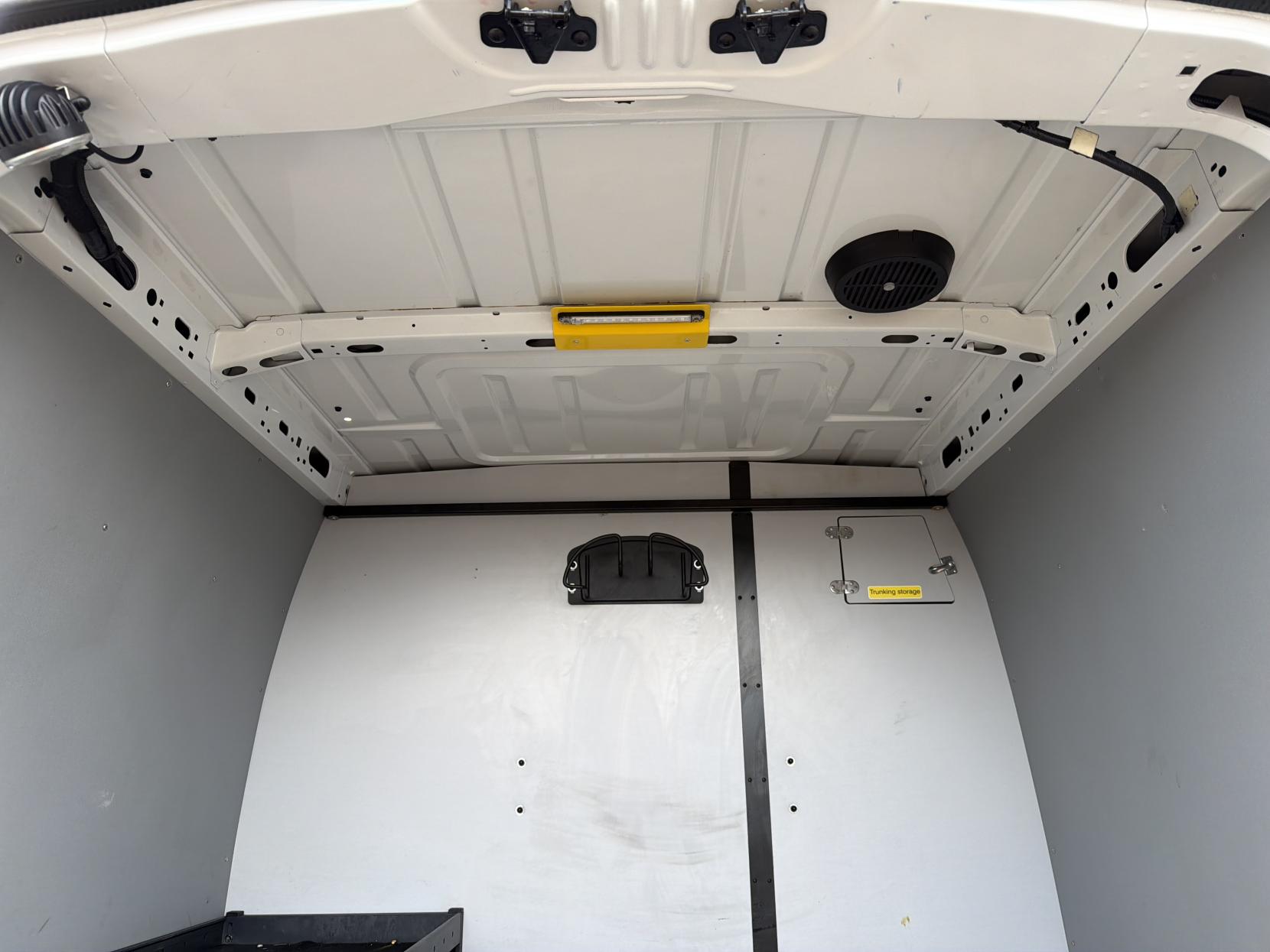 Vauxhall Movano 2.3 CDTi 3500 Panel Van 5dr Diesel Manual FWD L2 H2 Euro 6 (130 ps)