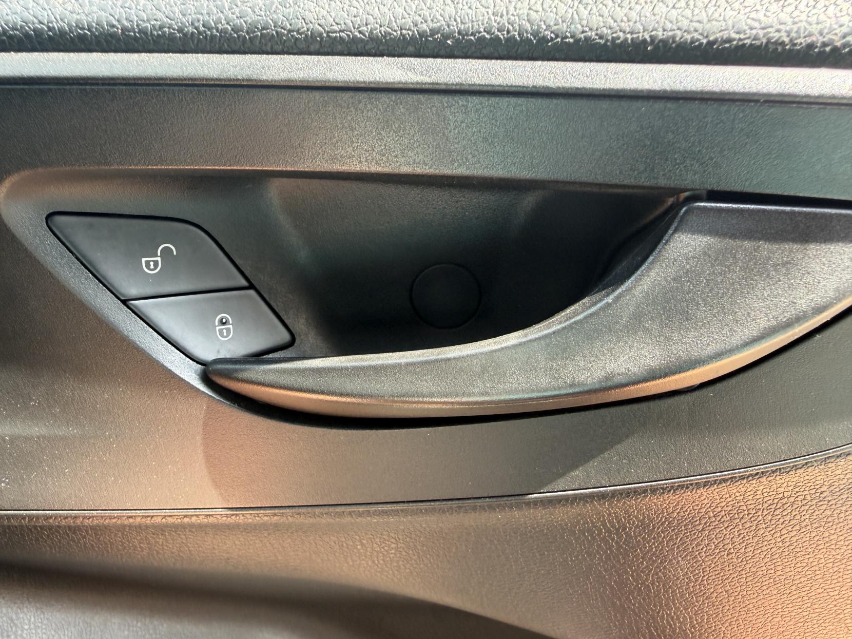 2020 Mercedes-Benz Sprinter 2.1 316 CDI Panel Van 5dr Diesel Manual RWD L2 H2 Euro 6 (163 ps) - Thumbnail 36