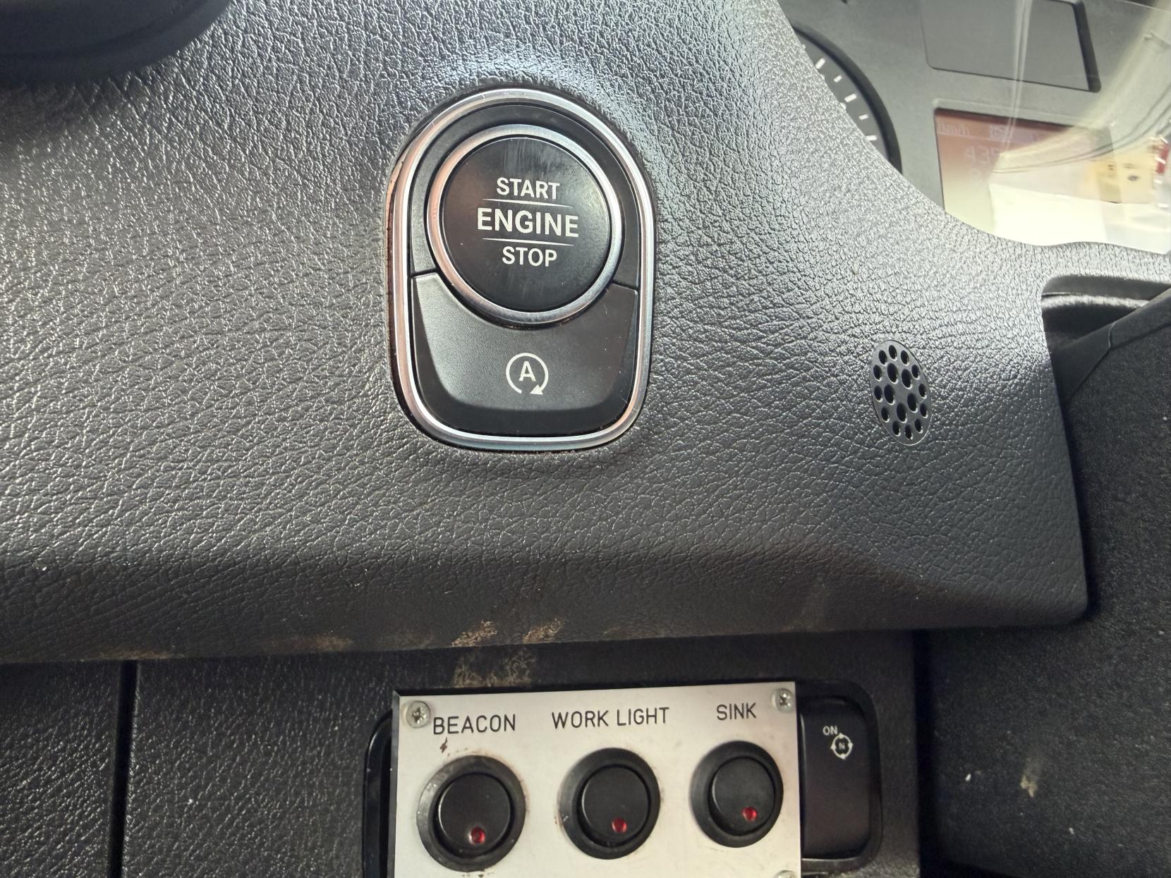2020 Mercedes-Benz Sprinter 2.1 316 CDI Panel Van 5dr Diesel Manual RWD L2 H2 Euro 6 (163 ps) - Thumbnail 42