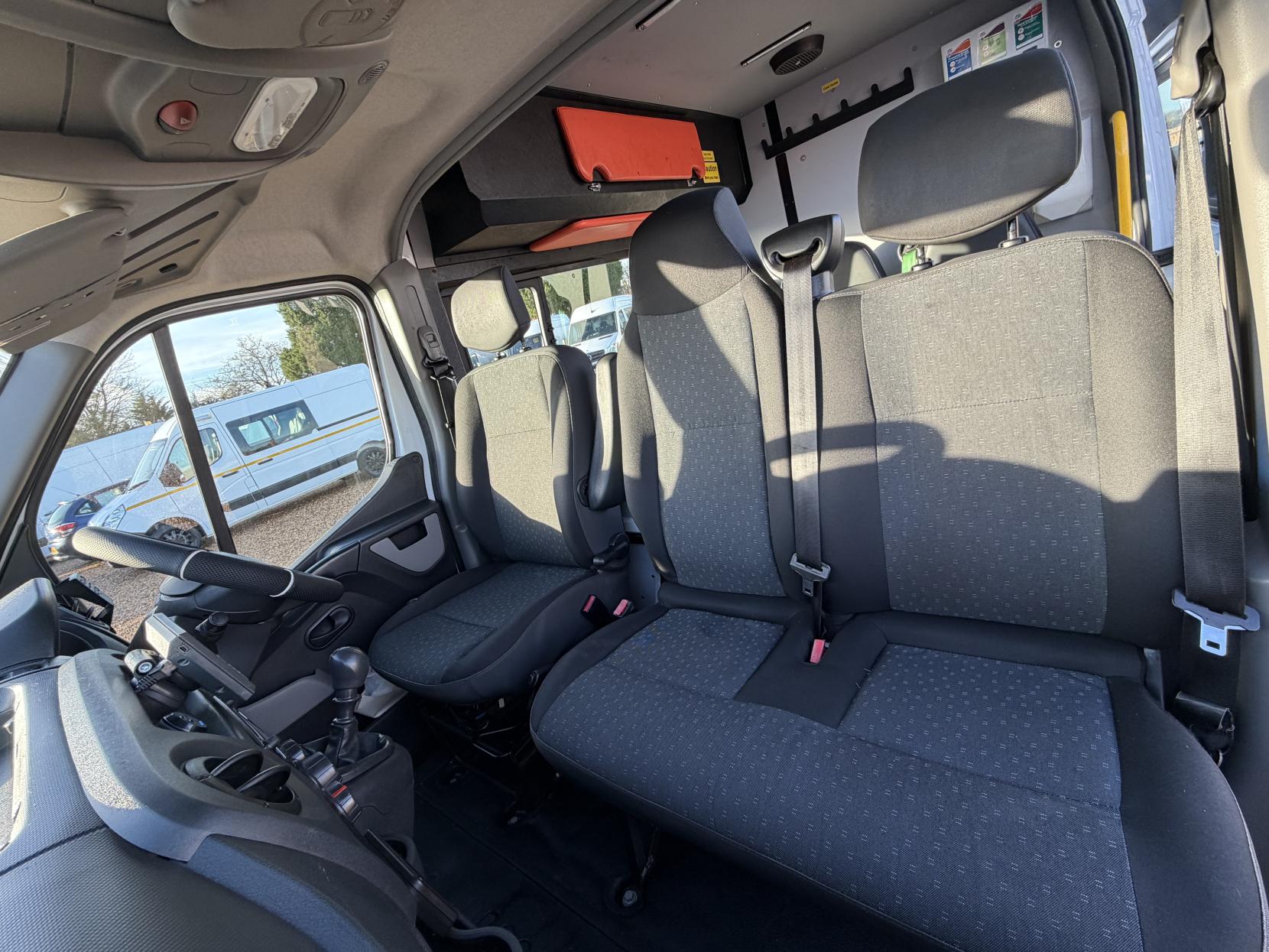 Vauxhall Movano 2.3 CDTi 3500 Panel Van 5dr Diesel Manual FWD L2 H2 Euro 6 (130 ps)