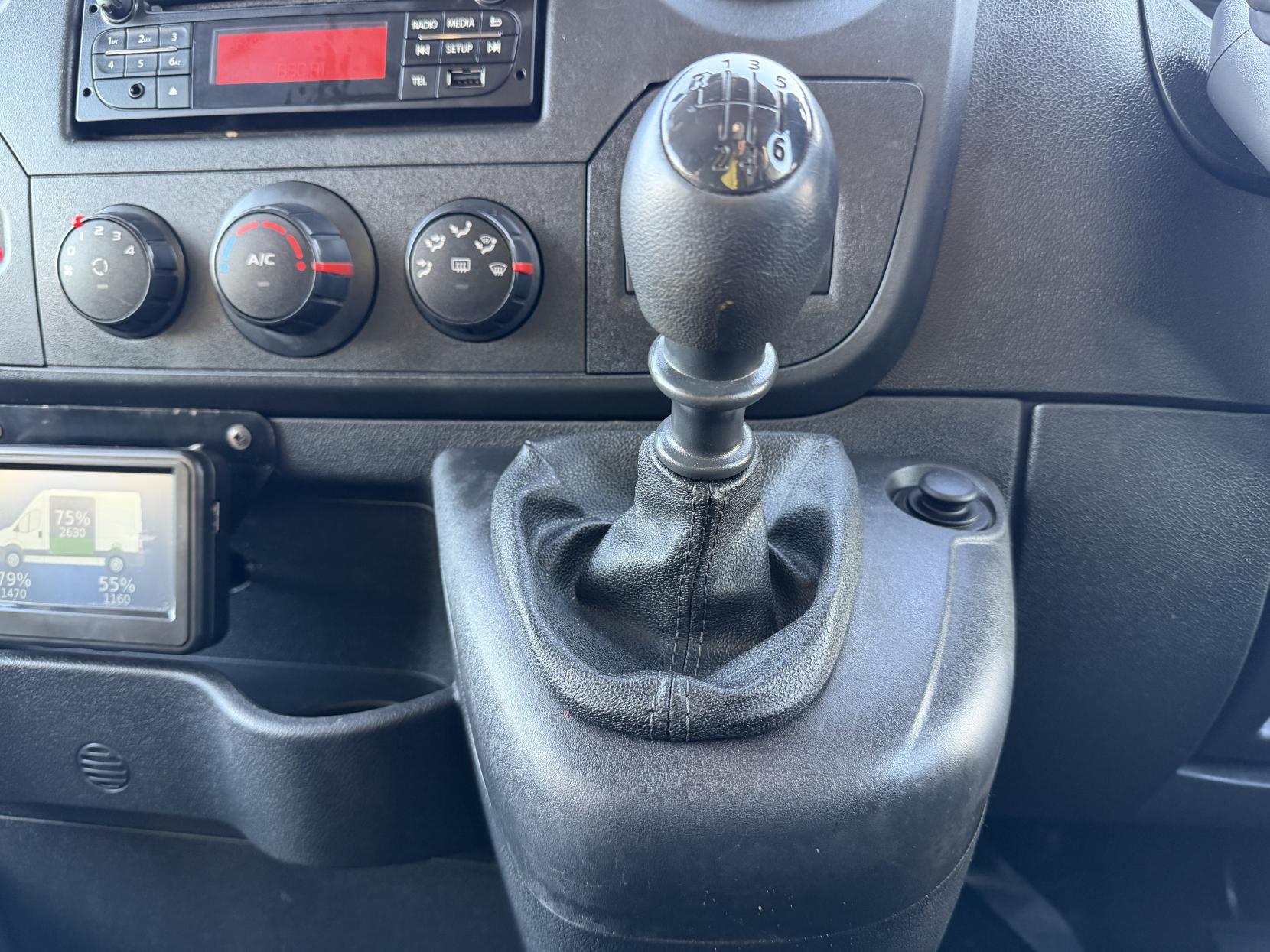 Vauxhall Movano 2.3 CDTi 3500 Panel Van 5dr Diesel Manual FWD L2 H2 Euro 6 (130 ps)