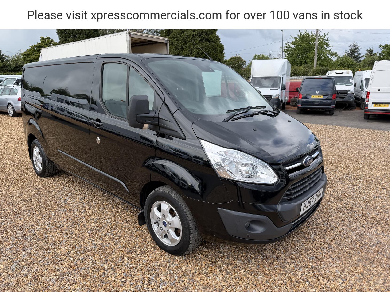 2017 Ford Transit Custom 2.0 TDCi 290 Limited Panel Van 5dr Diesel Manual L2 H2 (157 g/km, 128 bhp) - Thumbnail 5