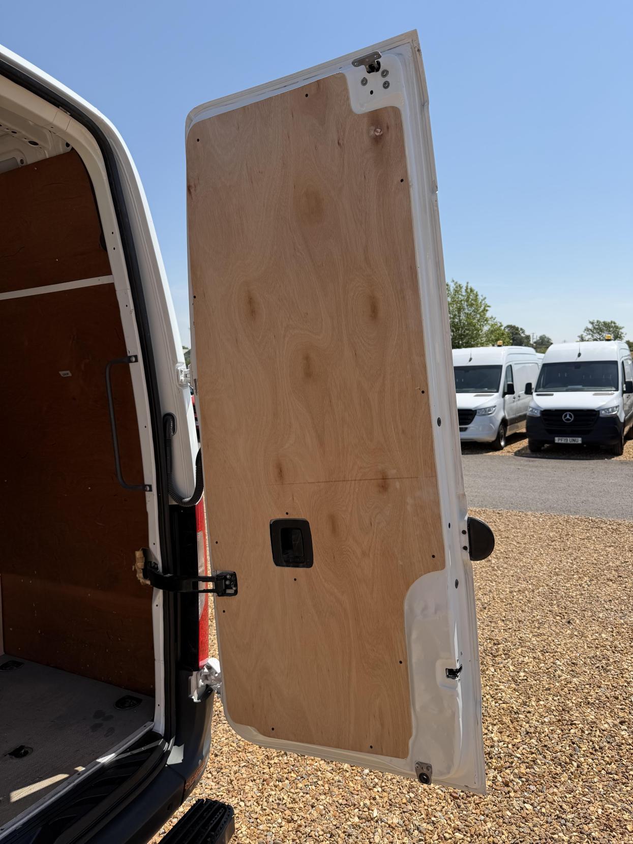 2020 Mercedes-Benz Sprinter 2.1 314 CDI Panel Van 5dr Diesel Manual RWD L3 H2 Euro 6 (143 ps) - Thumbnail 28