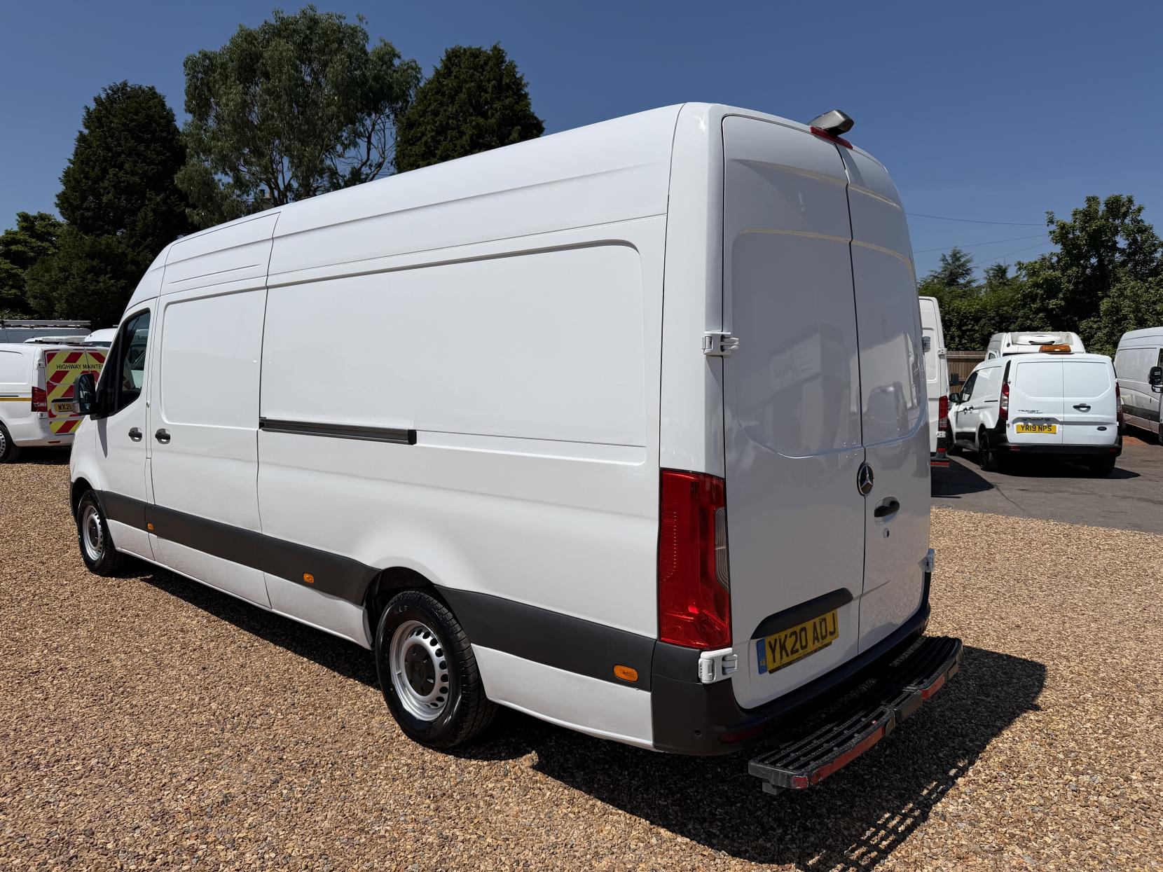 2020 Mercedes-Benz Sprinter 2.1 314 CDI Panel Van 5dr Diesel Manual RWD L3 H2 Euro 6 (143 ps) - Thumbnail 9