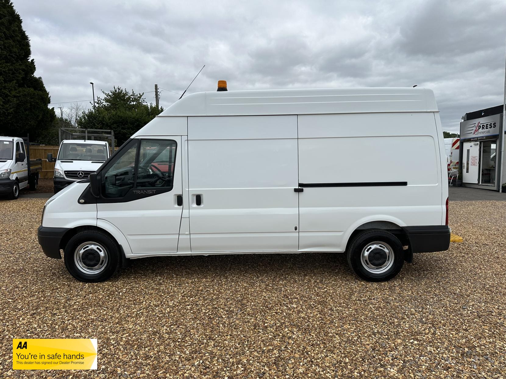 Ford Transit 2.2 TDCi 350 Panel Van 3dr Diesel Manual RWD L3 H3 (224 g/km, 98 bhp)